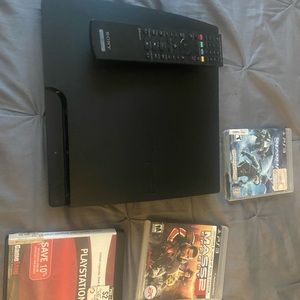 Sony PlayStation 3 includes 3 games 1 controller